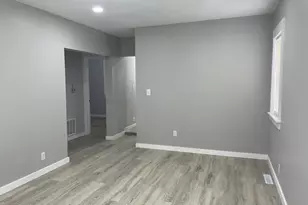 530 McKeighan Ave, Flint, MI 48507 - Photo 5