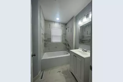 530 McKeighan Avenue, Flint, MI 48507 - Photo 9