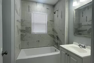 530 McKeighan Ave, Flint, MI 48507 - Photo 9