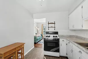 414 Fairfax Ave, Kalamazoo, MI 49001 - Photo 7