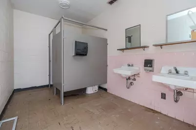 56 E Michigan Avenue, Battle Creek, MI 49017 - Photo 19