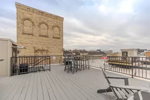 940 Monroe Ave NW, Grand Rapids, MI 49503 - Photo 25