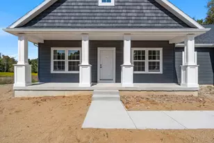 5033 Ikram Oaks Dr, Jackson, MI 49201 - Photo 3