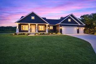 5033 Ikram Oaks Dr, Jackson, MI 49201 - Photo 1