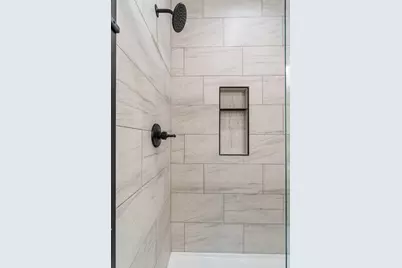 5033 Ikram Oaks Drive, Jackson, MI 49201 - Photo 33