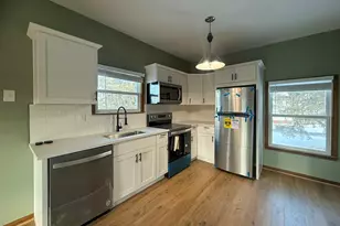 36465 Main St, New Baltimore, MI 48047 - Photo 3