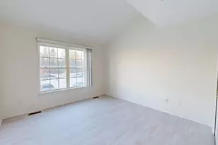 1906 Lindsay Ln, Ann Arbor, MI 48104 - Photo 7