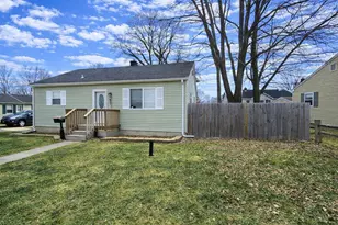 1909 Minnie St, Port Huron, MI 48060 - Photo 3