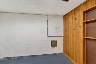 304 Fairfax Ave, Kalamazoo, MI 49001 - Photo 33