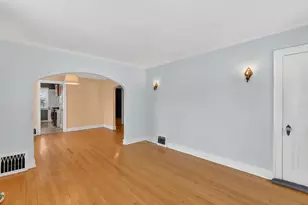 304 Fairfax Ave, Kalamazoo, MI 49001 - Photo 11