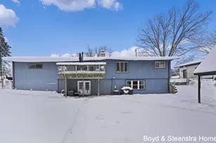 2854 Northville Dr NE, Grand Rapids, MI 49525 - Photo 33