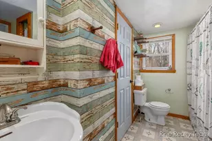 321 E Fenton St, Union City, MI 49094 - Photo 13