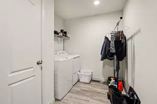 3621 W Woodview Dr, Ludington, MI 49431 - Photo 11