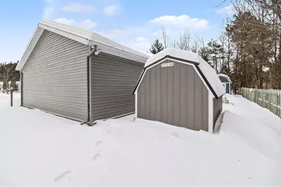 3621 W Woodview Drive, Ludington, MI 49431 - Photo 23