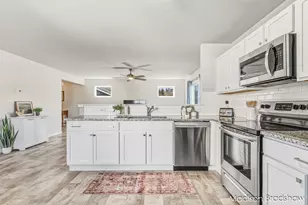 10881 Constant Dr, Allendale, MI 49401 - Photo 5