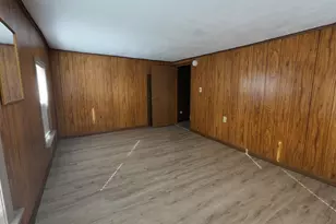 311 East St, Jonesville, MI 49250 - Photo 27
