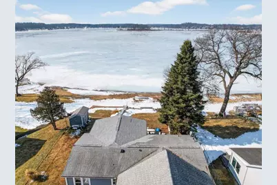 11178 E Shore Drive, Delton, MI 49046 - Photo 25