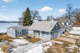 11178 E Shore Dr, Delton, MI 49046 - Photo 19