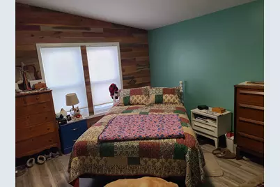 11178 E Shore Drive, Delton, MI 49046 - Photo 13