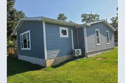 11178 E Shore Drive, Delton, MI 49046 - Photo 17