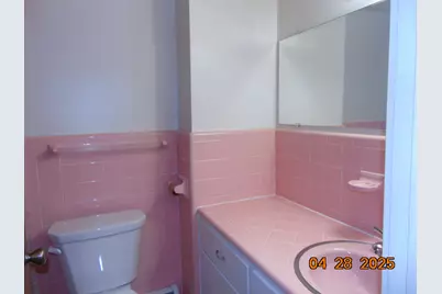 2915 W 13 Mile Road #308, Royal Oak, MI 48073 - Photo 15