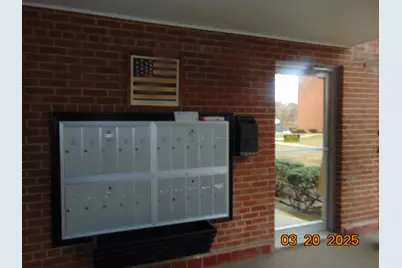 2915 W 13 Mile Road #308, Royal Oak, MI 48073 - Photo 7