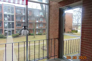 2915 W 13 Mile Rd, Royal Oak, MI 48073 - Photo 5