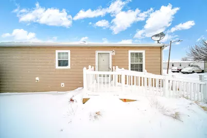 324 Grand River Drive, Adrian, MI 49221 - Photo 5