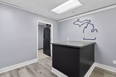 300 W Washington Avenue #Lobby Suite, Jackson, MI 49201 - Photo 13