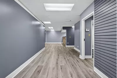 300 W Washington Avenue #Lobby Suite, Jackson, MI 49201 - Photo 11