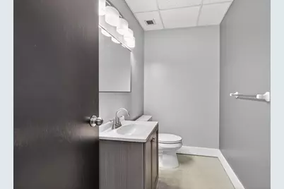 300 W Washington Avenue #Lobby Suite, Jackson, MI 49201 - Photo 19