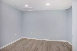 185 Felton St, Benton Harbor, MI 49022 - Photo 11