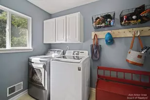 214 Glenwood Cir, Manchester, MI 48158 - Photo 21