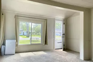 379 Western Ave, Benton Harbor, MI 49022 - Photo 5