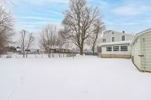 111 S Fountain St, Marshall, MI 49068 - Photo 37