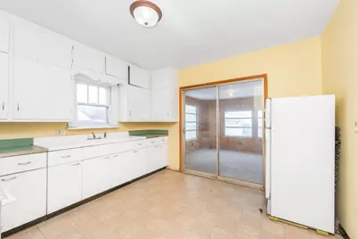 111 S Fountain Street, Marshall, MI 49068 - Photo 7