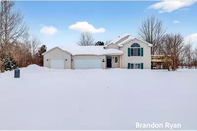 2050 Stag Court NE, Cedar Springs, MI 49319 - Photo 3