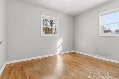 2302 Northwest Avenue, Lansing, MI 48906 - Photo 17