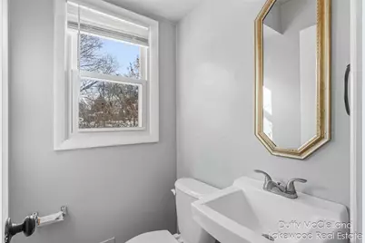 2302 Northwest Avenue, Lansing, MI 48906 - Photo 13