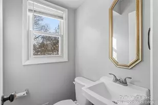 2302 Northwest Ave, Lansing, MI 48906 - Photo 13