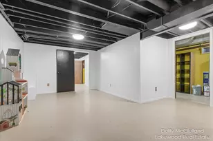 2302 Northwest Ave, Lansing, MI 48906 - Photo 21