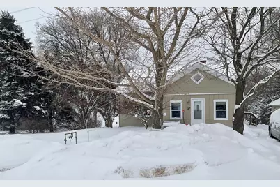 38983 County Road 215, Bangor, MI 49013 - Photo 1