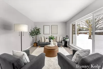 1701 Carlton Avenue NE, Grand Rapids, MI 49505 - Photo 5