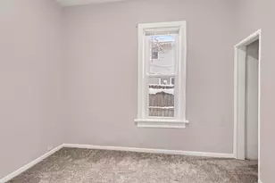 1325 Buffalo Ave NE, Grand Rapids, MI 49505 - Photo 11