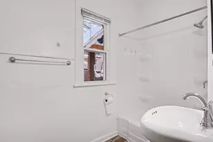 1325 Buffalo Ave NE, Grand Rapids, MI 49505 - Photo 15