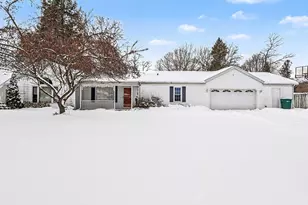 120 Plum St, Constantine, MI 49042 - Photo 1