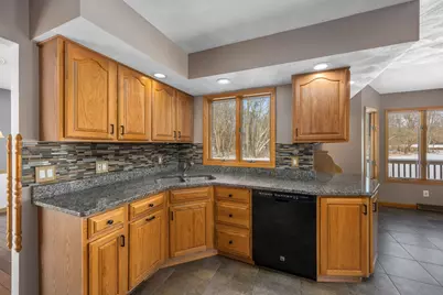 6185 Willow Run Drive, Battle Creek, MI 49014 - Photo 11