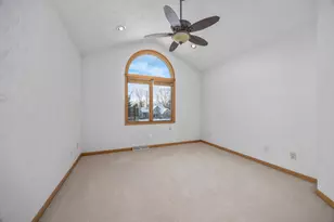 6185 Willow Run Dr, Battle Creek, MI 49014 - Photo 33