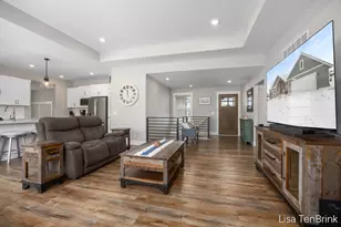 12734 Lockwood Dr, Allendale, MI 49401 - Photo 5