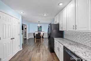 1711 Oakvale Dr SW, Wyoming, MI 49519 - Photo 11